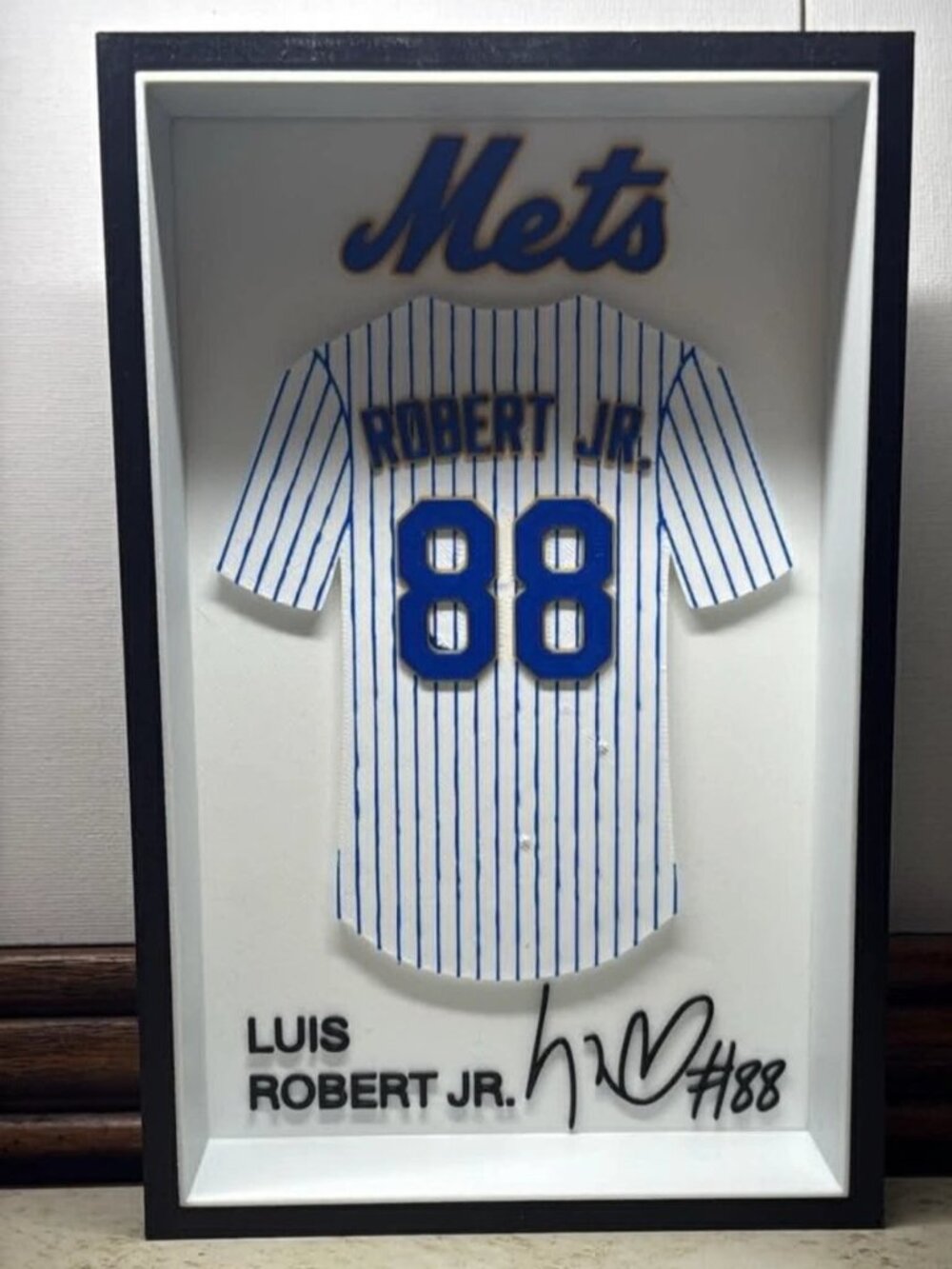 Luis Robert Jr Mets #88 Shadowbox Display